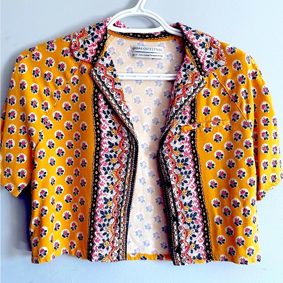 UO cropped button down shirt - Picture 2 of 9